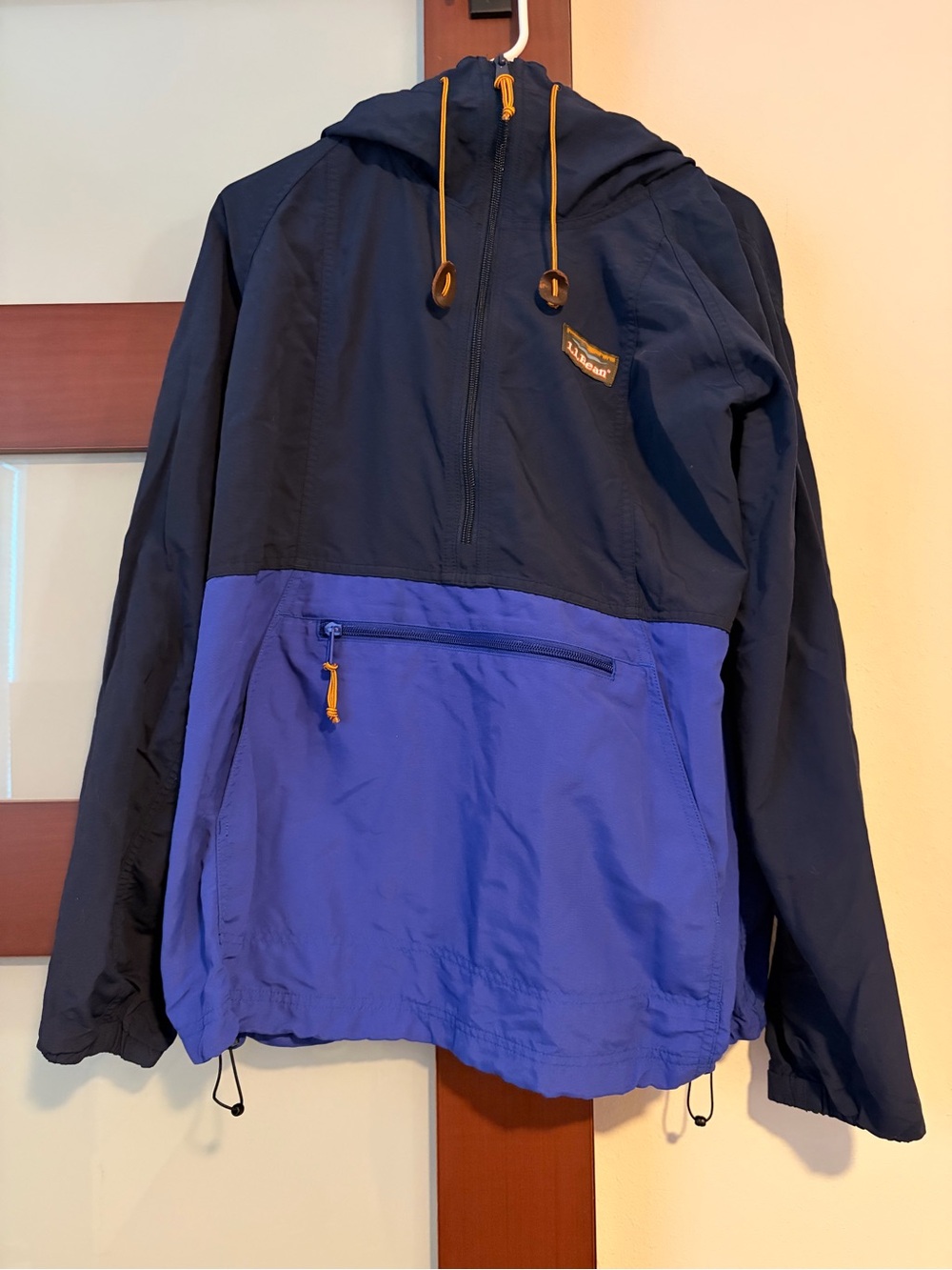 L.L.Bean navy blue and royal blue color-blocked windbreaker jacket in a L